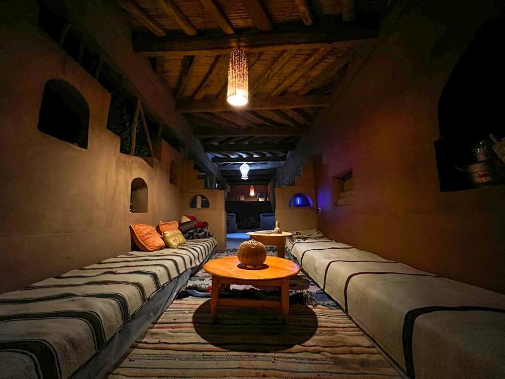 Dar Talmoudi Hotel Tagounite Luaran gambar